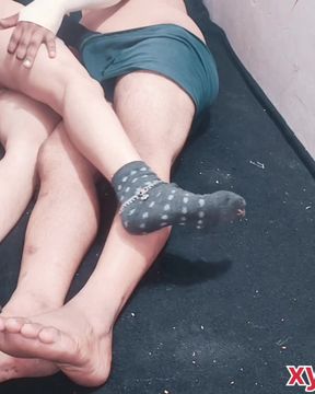 Bhabhi ne apne hat se khada keya