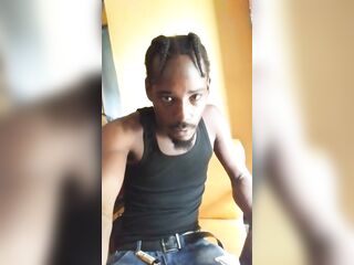 XXXUNCZ INNA DEM GYAL COUCH ROOM