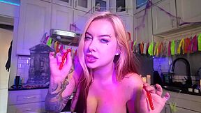 Topless Baking W/cubbi Gummy Worms
