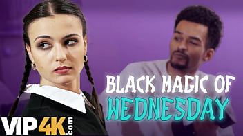 DADDY4K. FUCKING SLUT dressed as WEDNESDAY is masturbating to get DADDY&#039_S BIG BLACK COCK