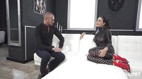 Valentinna Nappi's ass gets destroyed in deepthroat interview