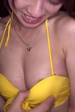 Part 1 Lovey-dovey Nakadashi Sex with a Very Cute Gal
