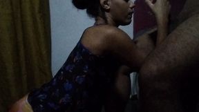 padrasto nao resiste a sua enteada baixinha e lhe fode a bunda