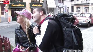 Vikkis Orgasmic Rides with her bf