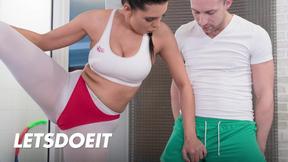 Russian Kira Queen Hungry for Big Cock