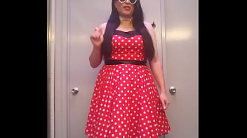 Happy Halloween 2018 - Part 1 - Wearing My Original Minnie Mouse Costume