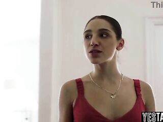 Curvy small breathtaking mother I'd like to fuck seduces and bangs BBC guy from her gym