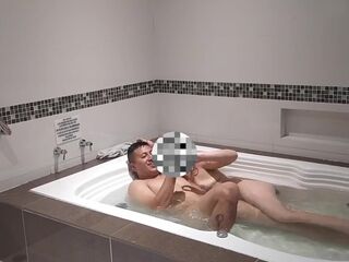 A rich fuck in the bathtub