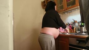 Homework In 9 Month Pregnancy Washes Dishes With Huge Boobs And Shione Cooper