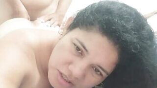 69، قبلات – ممارسة الجنس الشرجي العنيف مع عاهرة هاوية