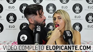 AVRIL PILOT MUESTRA COMO LA CHUPA CON ELO PODCAST