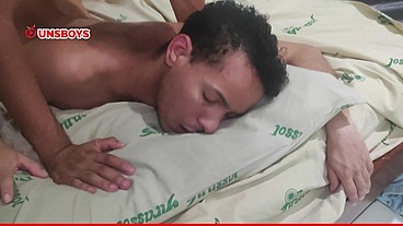 Novinho saiu da balada e fodeu gostoso o cú do passivo