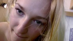 Sex in a Car for the Big Ass Blonde and Cum in Mouth