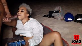 casal fudendo na praia sem camisinha - joao o safado e preta fogosa