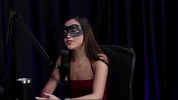 SAIU CHORANDO PORQUE QUERIAM TIRAR SUA CALC!NHA - NAYRA CASTRO (MOAI TV)