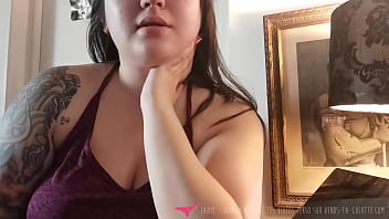 Vends-ta-culotte - Humiliation pour petite bite par une dominatrice fran&ccedil_aise sexy - LadyL - Domina