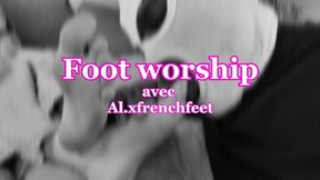 AL - FOOT WORSHIP #1 : La première adoration des pieds de la jolie AL !