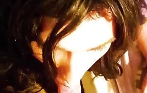I love to suck Cock :)