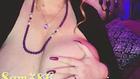samantha 38g whispers naughty words while focusing camera on big natural boobs