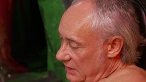 Incredibly hot sexy bitch loves mature men