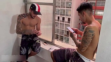 O Parça da favela me mamou igual um bezerro