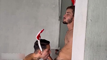 O Parça da favela me mamou igual um bezerro