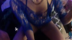 Unscripted vixen devours cock, shows close-up of asshole