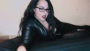 Spitting and Drooling in your Mouth