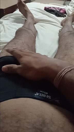 My cock looking for pussy