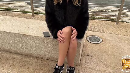 Blonde Bombshell Jade Gets Spit-Roasted by Two Hard Dicks