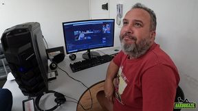 depois de editar o video da gostosa acabei fudendo ela outra vez no escritorio - suzy anderson - binho ted