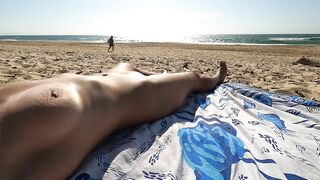 NUDE AT THE BEACH WE MUTUALLY MASTURBATE IN FRONT OF PEOPLE She finishes and pees in plain sight