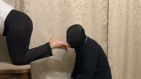 Ignoring Her Foot Slave - Foot Worship (MP4)