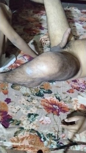 Stepsister Saba Gaashti first time enjoy   Clip 3