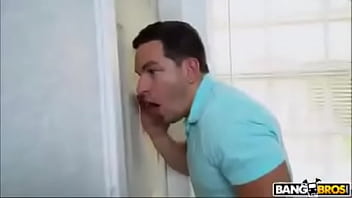 La esp&iacute_a y se la coge