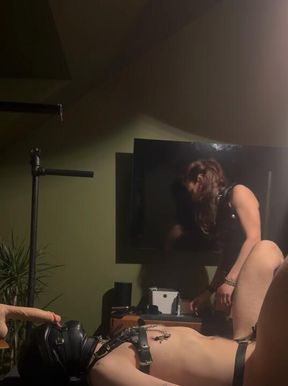 Squirting on my slave