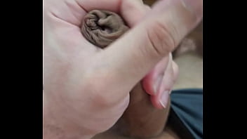 BATENDO PUNHETA E GOZANDO GOSTOSO
