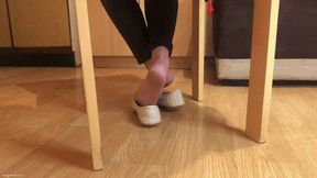 CANDID SHOEPLAY FEET DANGLING IN WHITE BALLET FLATS - MOV HD