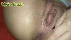 larissa leite e uma diarista muito legau ela trabalha buito bem ela foi faser facina na casa do myke brazil e ela acabou dando o cuzinho bem gostoso para o.myke brazil.