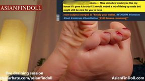 Live Wallet Drain Games, with Bare Soles, Spit, Long Toes, Toe Wiggles, Finger Snap Wallet Drain, Loser Sign, Middle Finger, Cruel Laughter and Foot Worship – Real Findom Humiliation, Spitting & Financial Domination ASIANFINDOLL