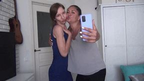 M Selfie catball FF