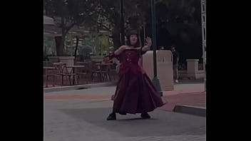 patroa e eu comemorando o anivers&aacute_rio dela no Hopi Hari e secando a dan&ccedil_arina