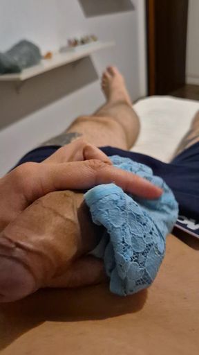 Fun with My Girlfriend Panties - My Onlyfans: Lkingsbr