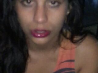 Que rico le doy un garganta profunda en el balcón de un hotel