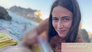 Me bebo tu corrida en una copa de cristal en el mar