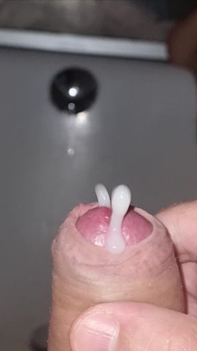 Huge Cumshot