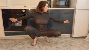 GOODGIRL kitchen cleaning in a transparent body