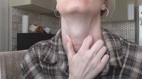 Sexy, long throat! MP4