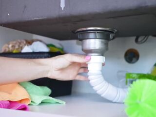 Ooops! Those Shorts are Way Also Short! Handyman Gets Favourable with a Shaking, Squirting Vagina - Footjob / Foot Fetish