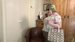 Auntie Trisha – Home from the Pub